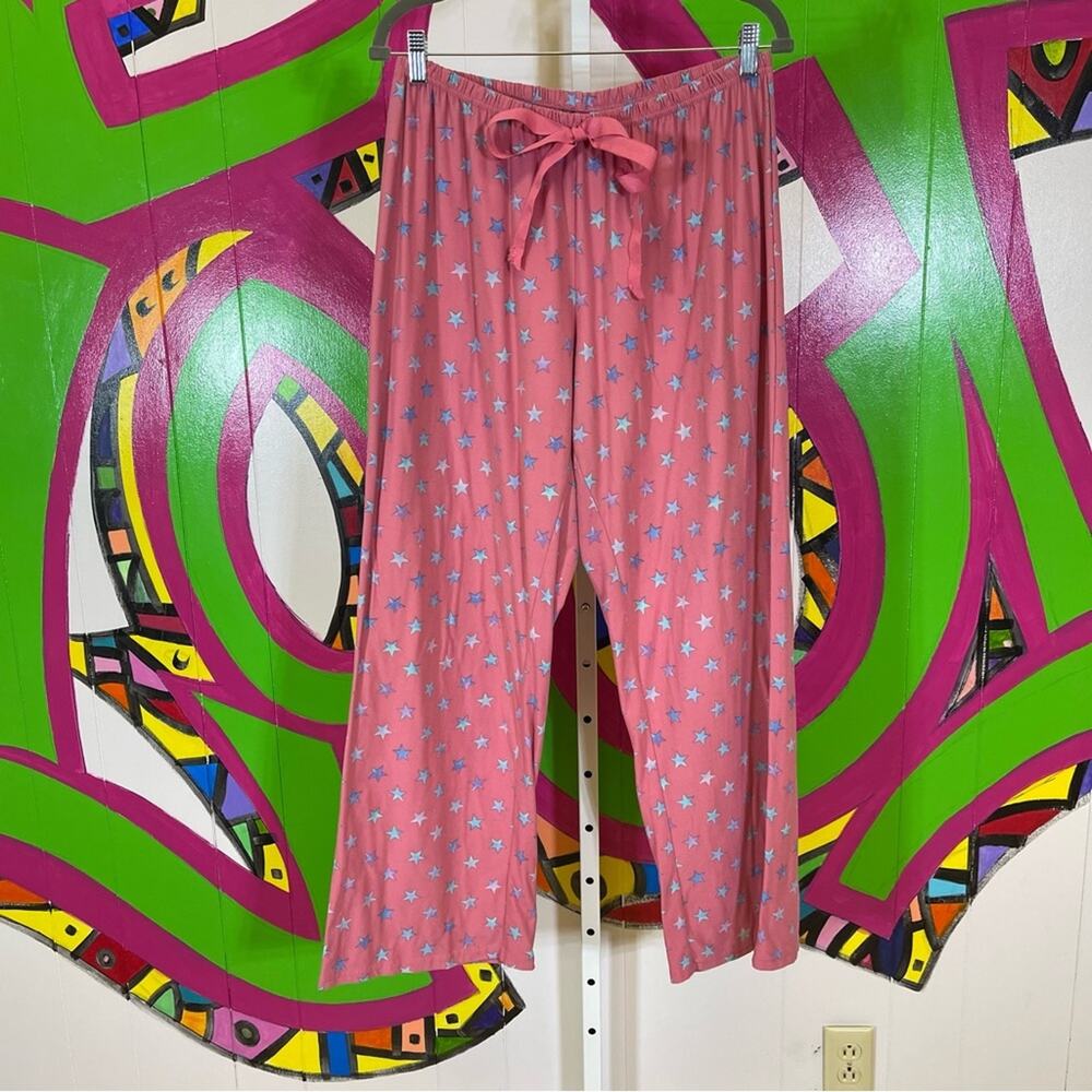 Stars Printed Soft PJ Bottoms, Similar to a size Large. Good used condition!
